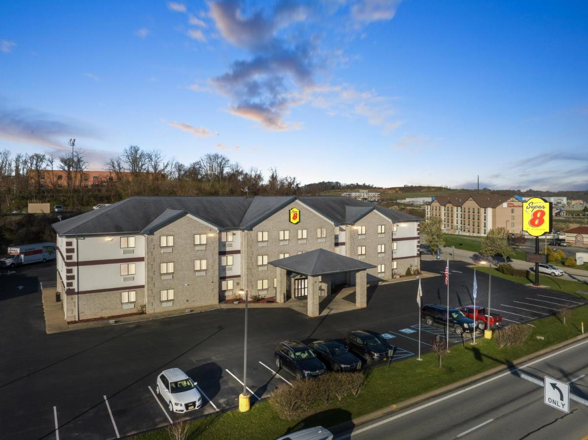 Hotel Super 8 By Wyndham Uniontown Pa Exteriér fotografie