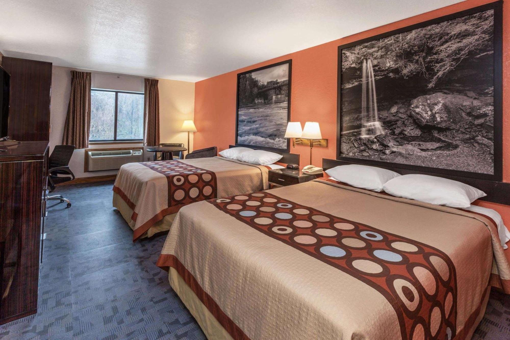 Hotel Super 8 By Wyndham Uniontown Pa Exteriér fotografie