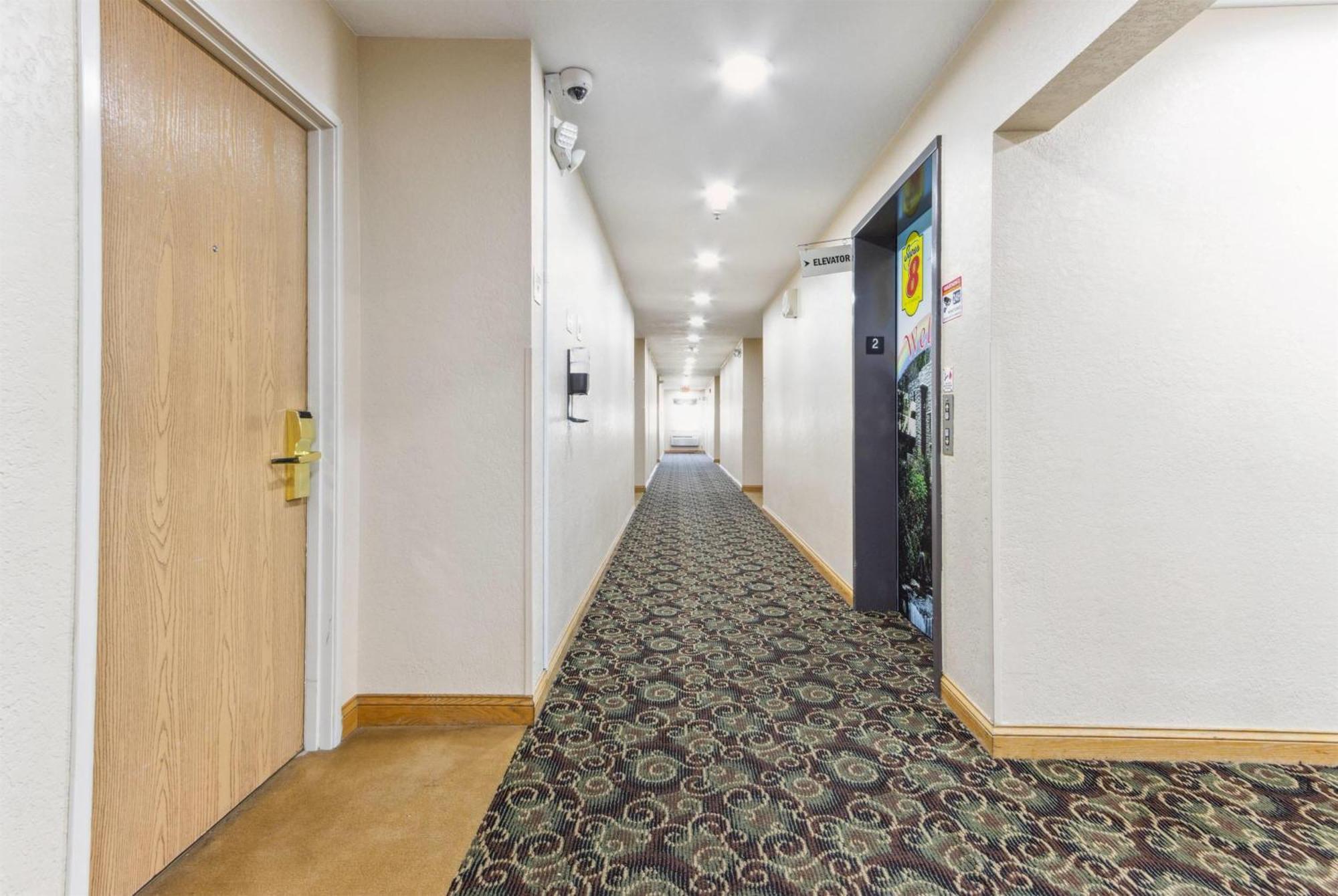 Hotel Super 8 By Wyndham Uniontown Pa Exteriér fotografie