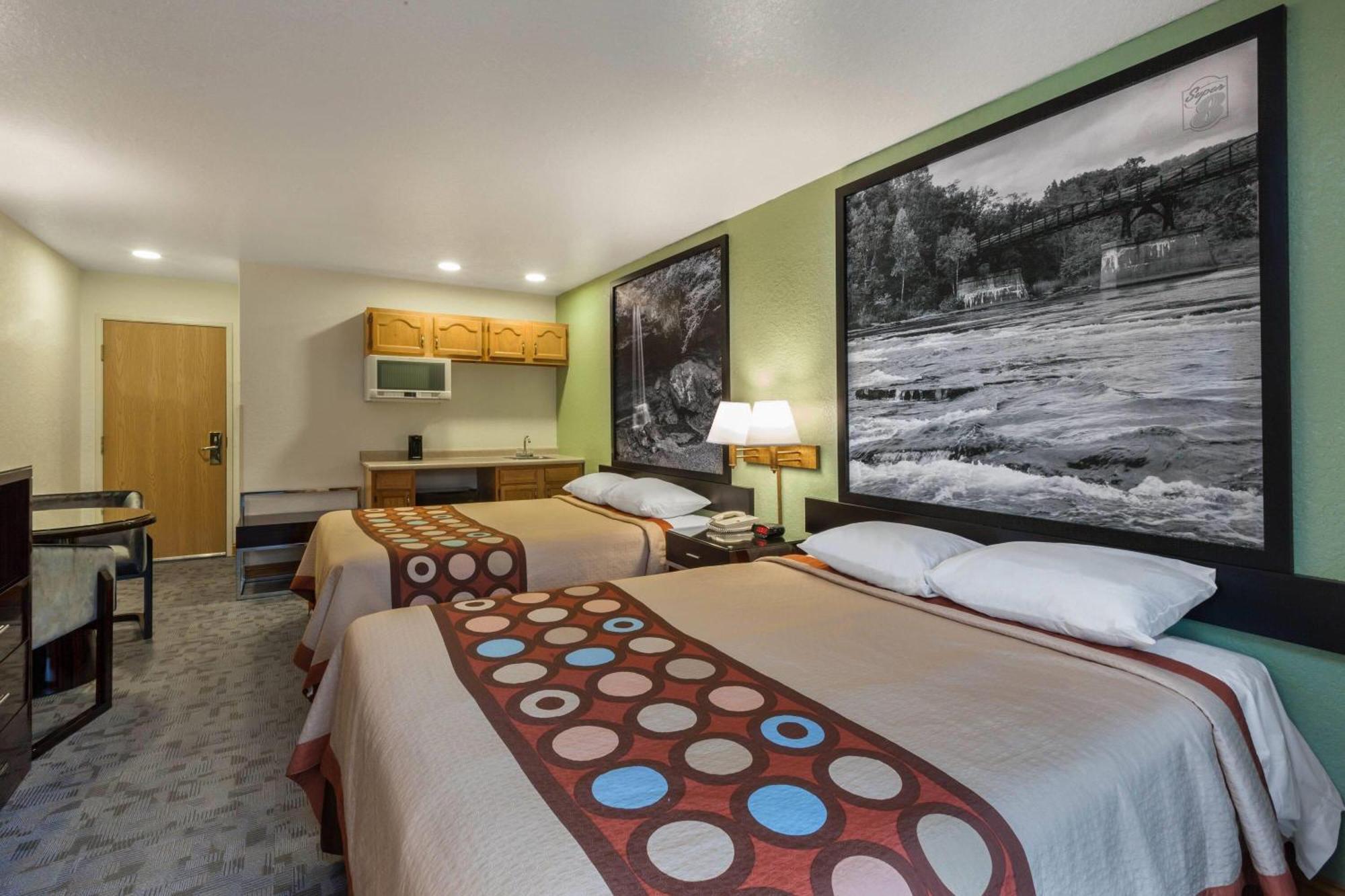 Hotel Super 8 By Wyndham Uniontown Pa Exteriér fotografie