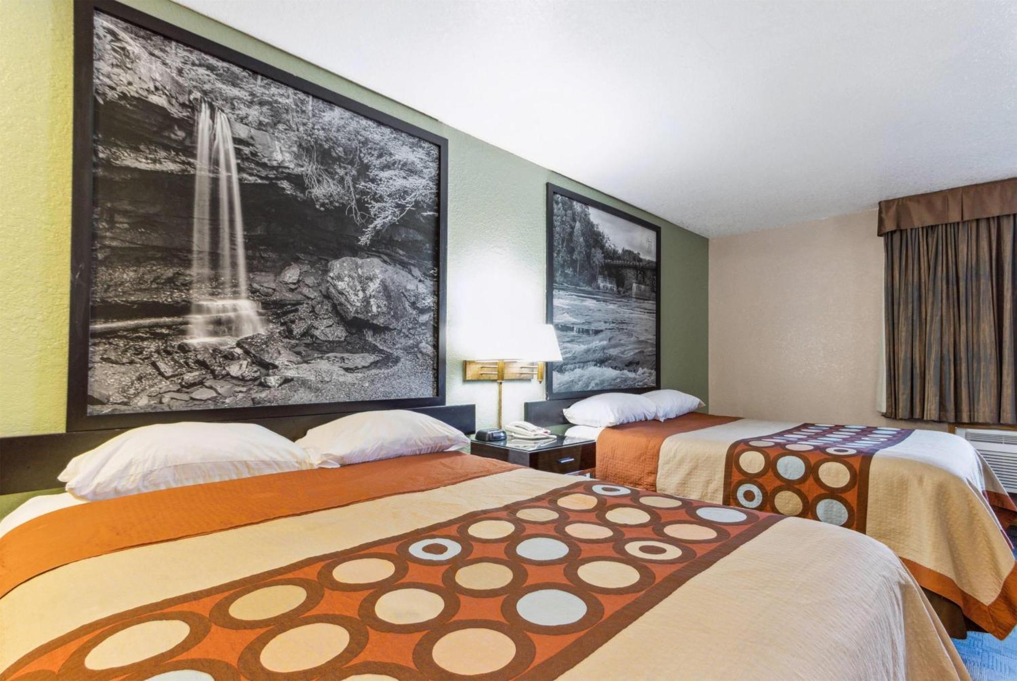 Hotel Super 8 By Wyndham Uniontown Pa Exteriér fotografie