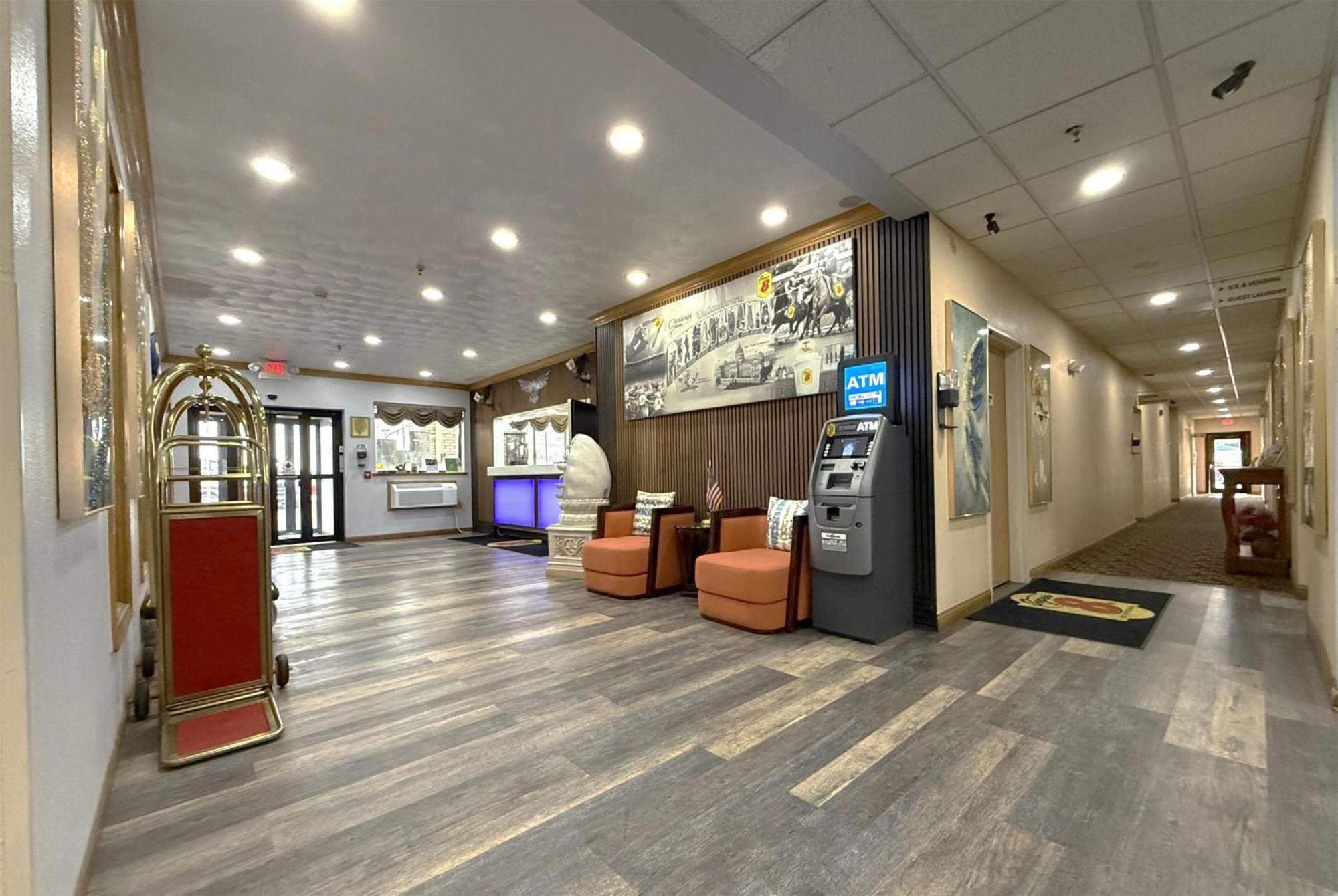 Hotel Super 8 By Wyndham Uniontown Pa Exteriér fotografie